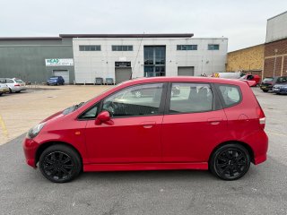 /photos/11868/5853e33a-3e34-3f20-2e1c-21b69790e2c8_i320x240.jpg